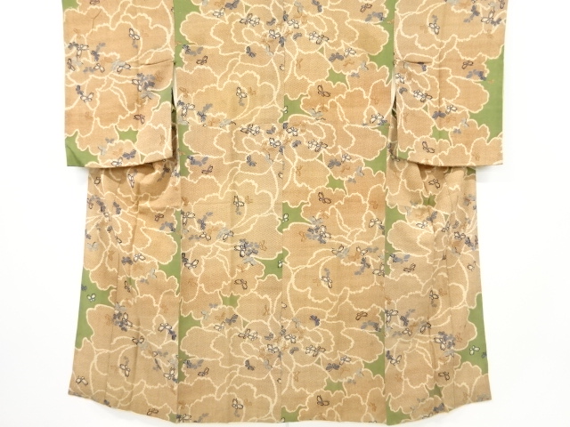 アンティーク　縮緬牡丹に蝶模様長襦袢